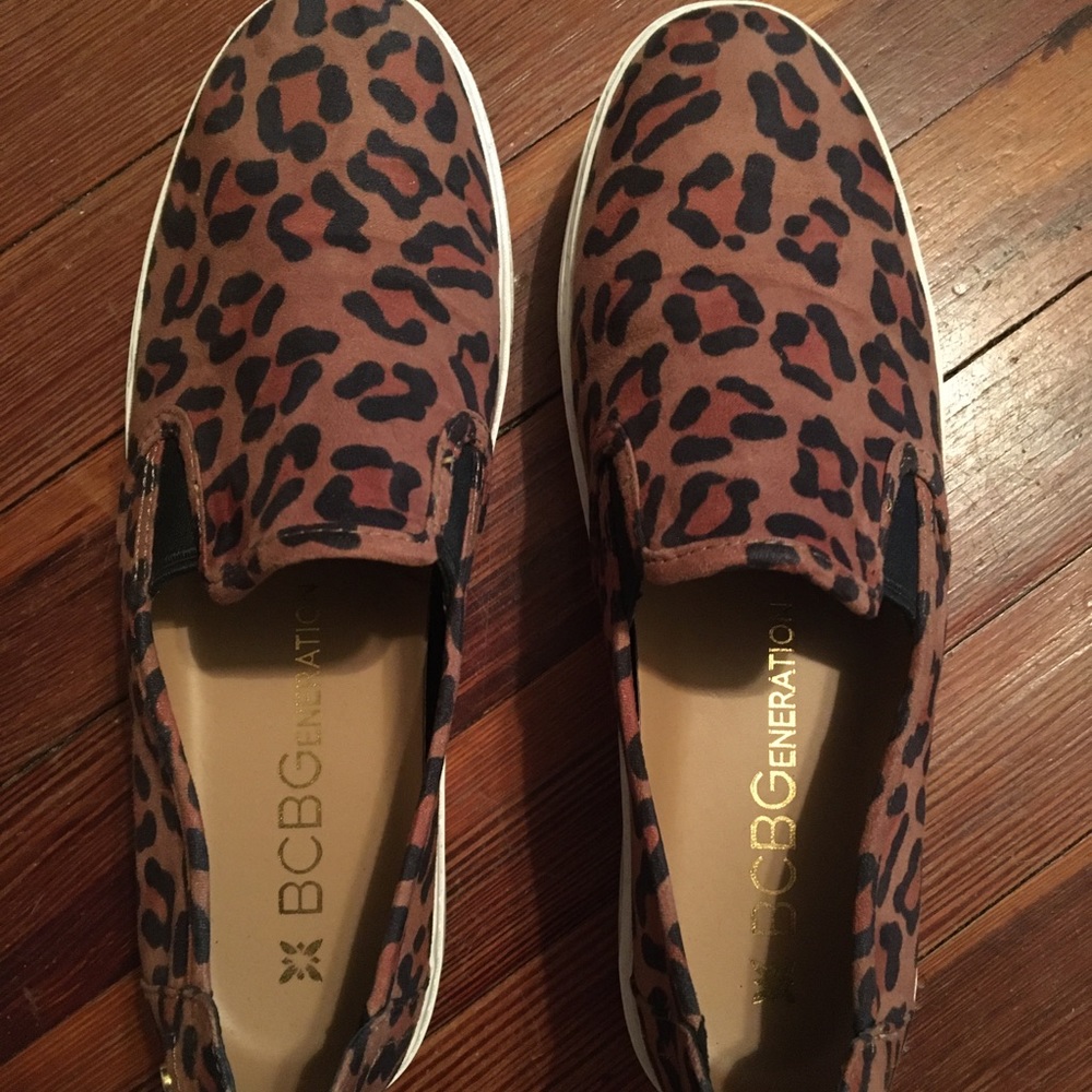 BCBG leopard print slip ons size 9.5